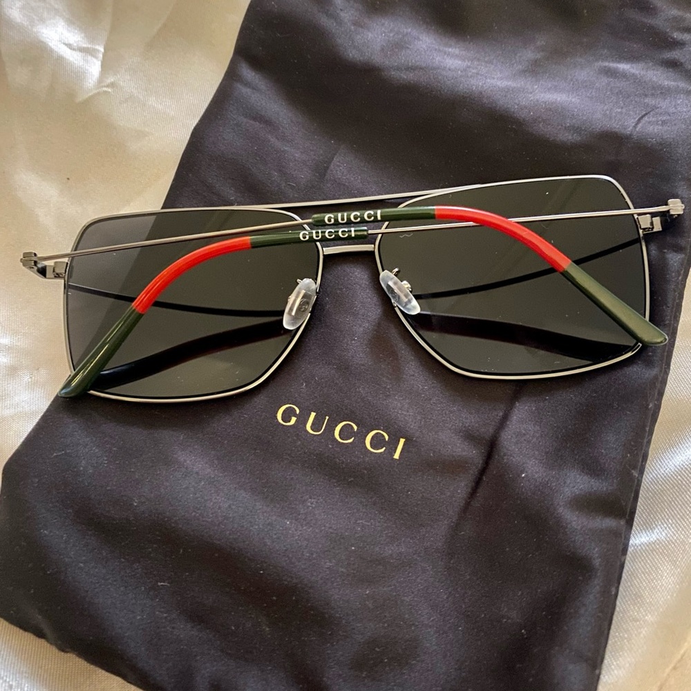Gucci sunglasses - Picture 2 of 4
